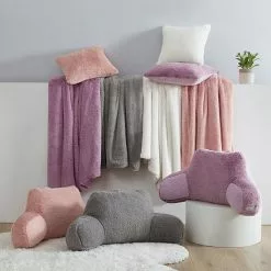 Koolaburra By UGG Shae Faux Fur Kids Throw Kb White 14 Koolaburra By UGG Shae Faux Fur Kids Throw Kb White -Koolaburra by UGG shop unnamed file 1041