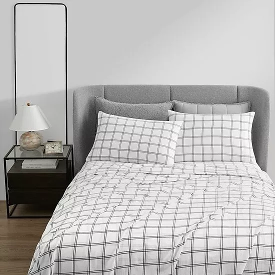 Koolaburra By UGG Koolawash Sheet Set Insignia Blue 2 Koolaburra By UGG Koolawash Sheet Set Insignia Blue - Image 2